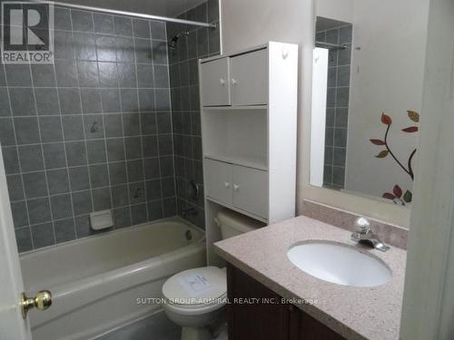 108 Littleside Street, Richmond Hill, ON - Indoor Photo Showing Bathroom