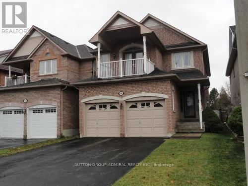 108 Littleside Street, Richmond Hill, ON - Outdoor With Facade