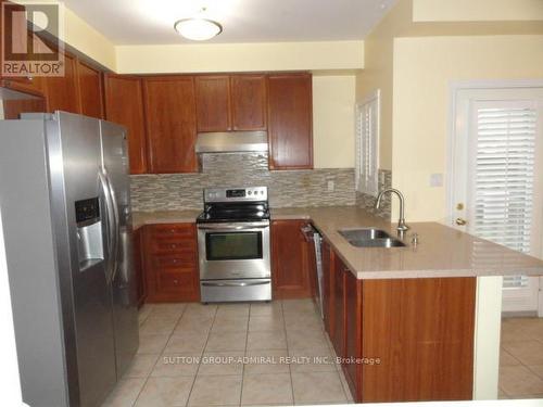 108 Littleside Street, Richmond Hill, ON - Indoor Photo Showing Kitchen With Double Sink