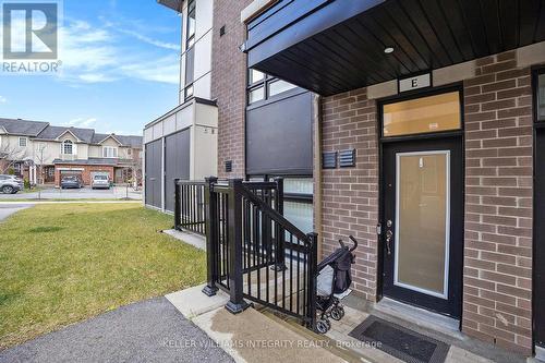 E - 390 Rolling Meadow Crescent, Ottawa, ON - Outdoor With Exterior