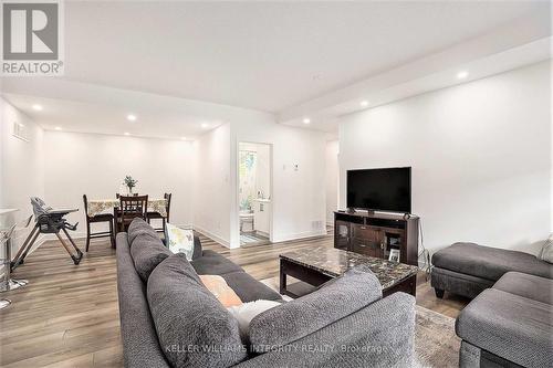 E - 390 Rolling Meadow Crescent, Ottawa, ON - Indoor Photo Showing Living Room