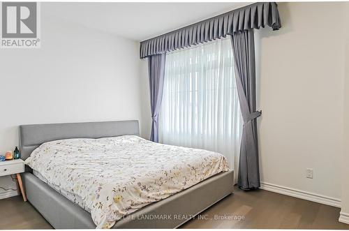 84 Village Parkway, Markham, ON - Indoor Photo Showing Bedroom