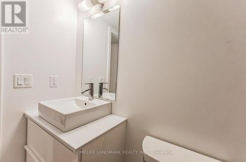 84 Village Parkway, Markham, ON - Indoor Photo Showing Bathroom