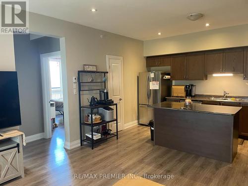 110 - 299 Cundles Road E, Barrie, ON - Indoor Photo Showing Kitchen With Double Sink