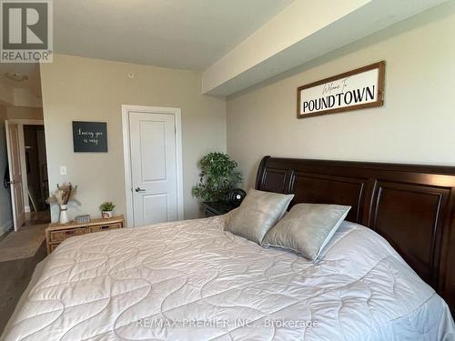 110 - 299 Cundles Road E, Barrie, ON - Indoor Photo Showing Bedroom