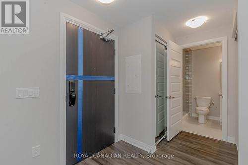 512 - 480 Gordon Krantz Avenue, Milton, ON - Indoor Photo Showing Bathroom