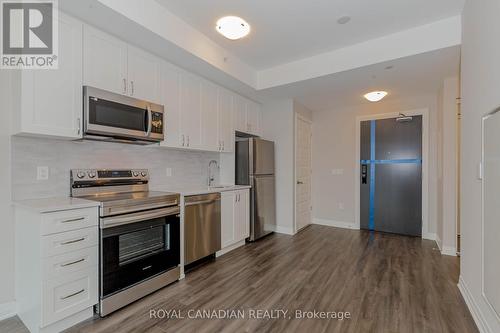 512 - 480 Gordon Krantz Avenue, Milton, ON - Indoor Photo Showing Kitchen With Stainless Steel Kitchen With Upgraded Kitchen