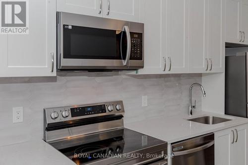 512 - 480 Gordon Krantz Avenue, Milton, ON - Indoor Photo Showing Kitchen With Stainless Steel Kitchen With Upgraded Kitchen