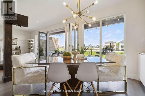 2130 Wateroak Drive, London, ON - Indoor Photo Showing Dining Room