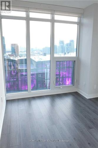 2706 - 70 Queens Wharf Road, Toronto, ON - Indoor Photo Showing Other Room