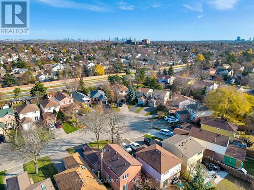 6313 Martel Court, Mississauga, ON - Outdoor With View