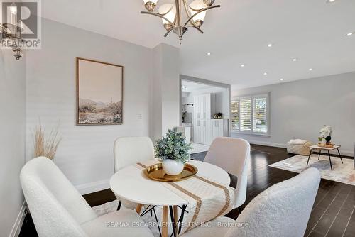 6313 Martel Court, Mississauga, ON - Indoor Photo Showing Dining Room