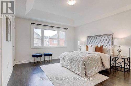 9 Silver Charm Drive, East Gwillimbury, ON - Indoor Photo Showing Bedroom