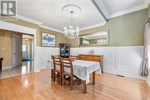 124 Rushbrook Drive, Newmarket, ON - Indoor Photo Showing Dining Room