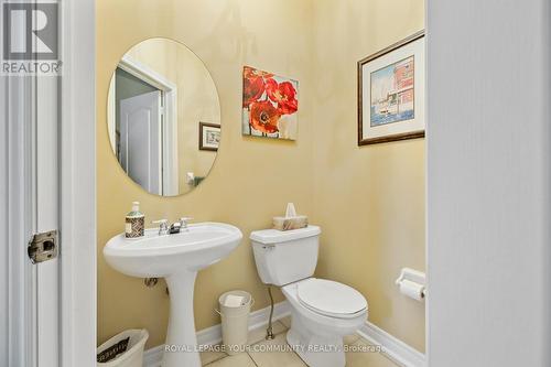 124 Rushbrook Drive, Newmarket, ON - Indoor Photo Showing Bathroom