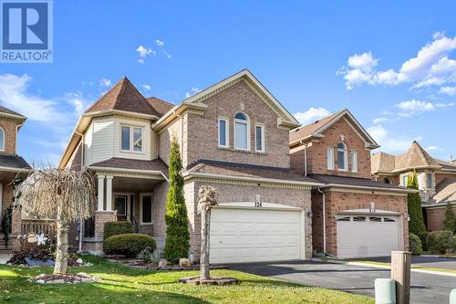 124 Rushbrook Drive, Newmarket, ON - Outdoor With Facade