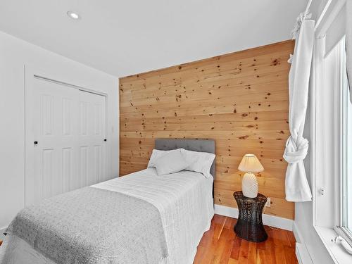 Bedroom - 200 Rue Dessureault, Mont-Tremblant, QC - Indoor Photo Showing Bedroom