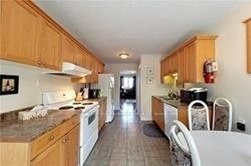 1-734 Shore Lane, Wasaga Beach, ON - Indoor Photo Showing Kitchen