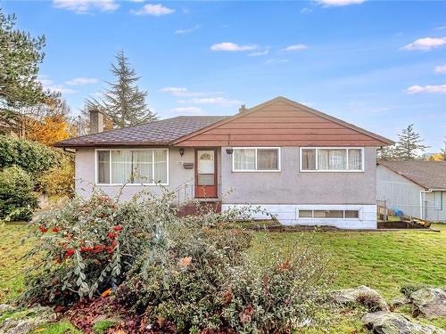 881 Mckenzie Ave, Saanich, BC 