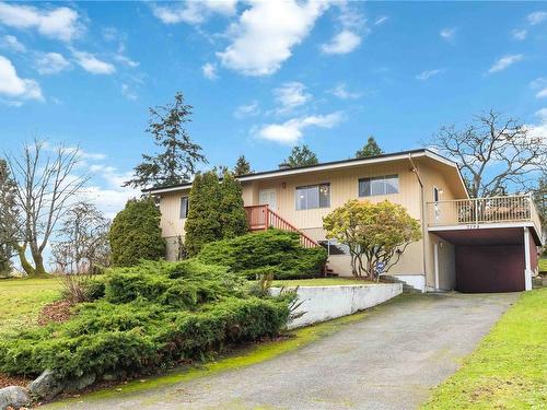 7194 Veyaness Rd, Central Saanich, BC 