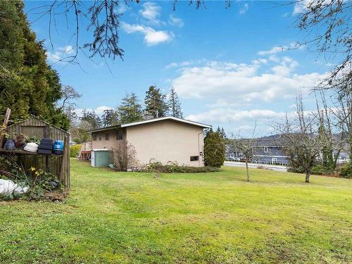 7194 Veyaness Rd, Central Saanich, BC 