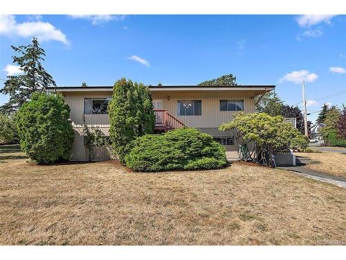 7194 Veyaness Rd, Central Saanich, BC 