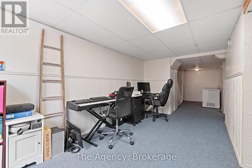 42 - 286 Cushman Road, St. Catharines (444 - Carlton/Bunting), ON - Indoor Photo Showing Office