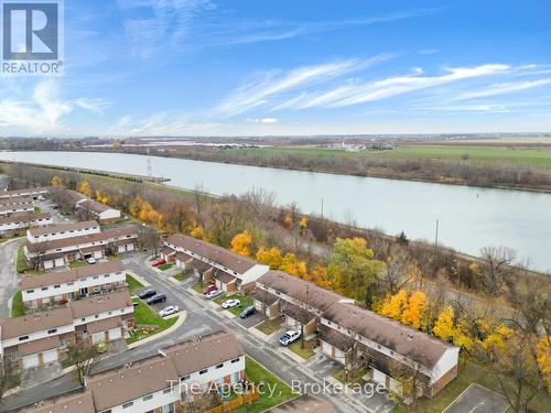 42 - 286 Cushman Road, St. Catharines (444 - Carlton/Bunting), ON - Outdoor With Body Of Water With View