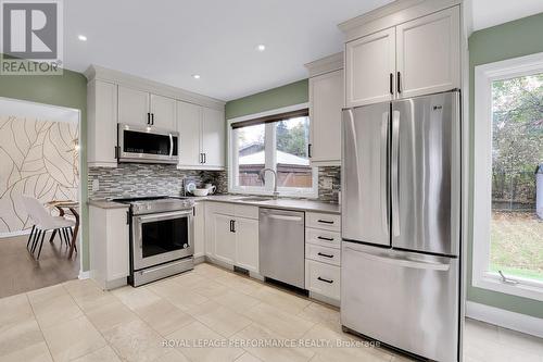 1790 Kilborn Avenue, Ottawa, ON - Indoor Photo Showing Kitchen With Stainless Steel Kitchen