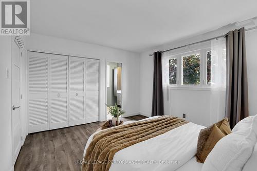 1790 Kilborn Avenue, Ottawa, ON - Indoor Photo Showing Bedroom