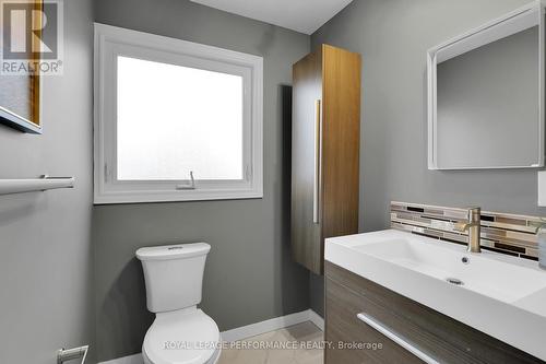 1790 Kilborn Avenue, Ottawa, ON - Indoor Photo Showing Bathroom