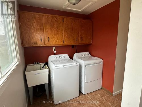 467 Huntmar Road, Ottawa, ON - Indoor Photo Showing Laundry Room