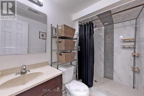 579 Fred Mclaren Boulevard, Markham, ON - Indoor Photo Showing Bathroom