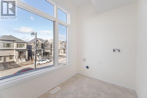 19 Gibson Drive, Erin, ON - Indoor Photo Showing Other Room