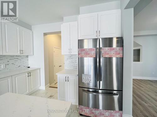 305 Crossway Terrace, Ottawa, ON - Indoor Photo Showing Kitchen