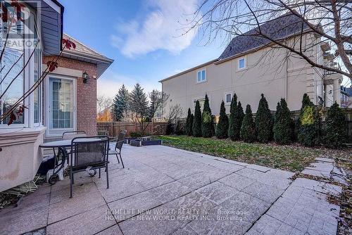 Bsmt - 49 Farnham Drive, Richmond Hill, ON - Outdoor