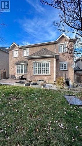 Bsmt - 49 Farnham Drive, Richmond Hill, ON - Outdoor