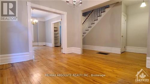 90 Glebe Avenue E, Ottawa, ON - Indoor Photo Showing Other Room