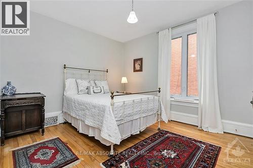 90 Glebe Avenue E, Ottawa, ON - Indoor Photo Showing Bedroom