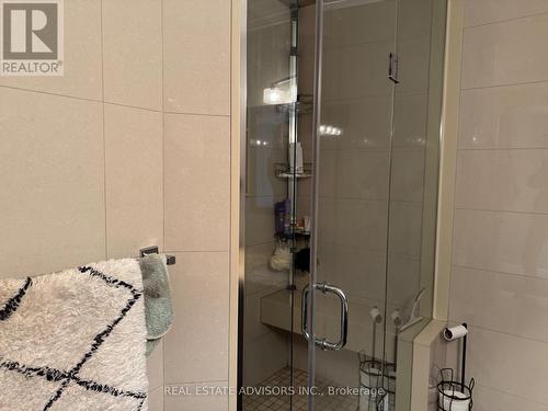 17 Agincourt Road, Vaughan, ON - Indoor Photo Showing Bathroom