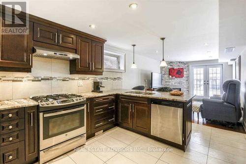 17 Agincourt Road, Vaughan, ON - Indoor Photo Showing Kitchen With Upgraded Kitchen