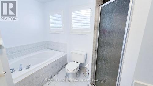 121 Ashdale Road, Brampton, ON - Indoor Photo Showing Bathroom