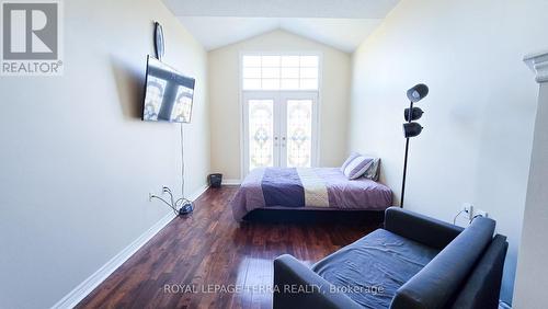 121 Ashdale Road, Brampton, ON - Indoor Photo Showing Bedroom