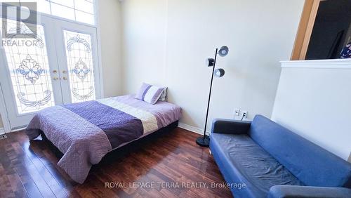 121 Ashdale Road, Brampton, ON - Indoor Photo Showing Bedroom