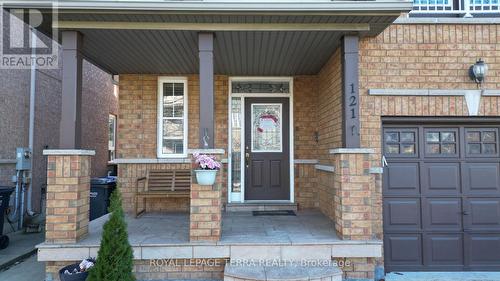 121 Ashdale Road, Brampton, ON - Outdoor