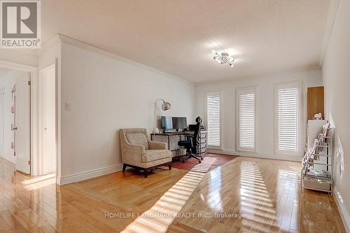 5803 3Rd Line, New Tecumseth, ON - Indoor Photo Showing Living Room