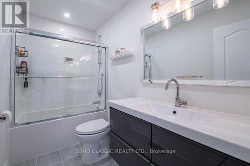 51 - 2250 Rockingham Drive, Oakville, ON - Indoor Photo Showing Bathroom