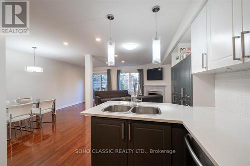 51 - 2250 Rockingham Drive, Oakville, ON - Indoor Photo Showing Kitchen With Double Sink