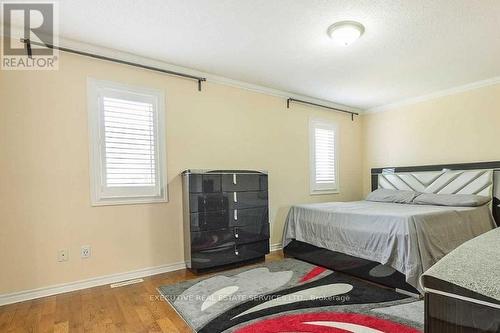 1556 Green Gables Road, London, ON - Indoor Photo Showing Bedroom