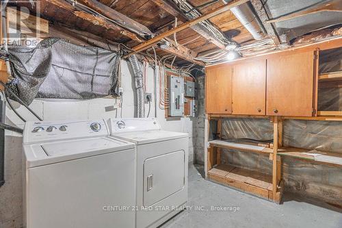 241 William Street, London, ON - Indoor Photo Showing Laundry Room